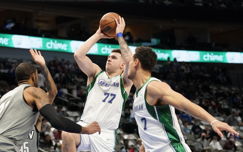  康利末节独得十五分，森林狼逆转独行侠升至西部第三