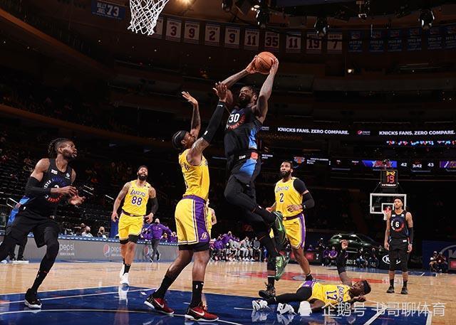  巴黎旧将反戈一击助现东家爆冷取胜