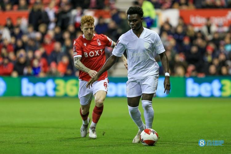  纽卡斯尔联遭遇滑铁卢，客场不敌诺丁汉森林陷困境